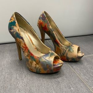 Le Chateau heels